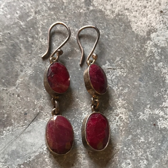 Jewelry - 925 Silver Fuchsia Stone Earrings